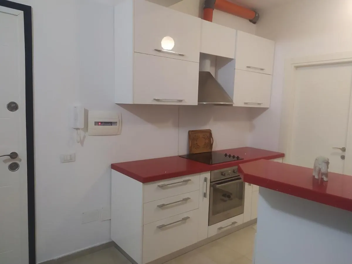 טיראנה One Apartament 0*,  אלבניה