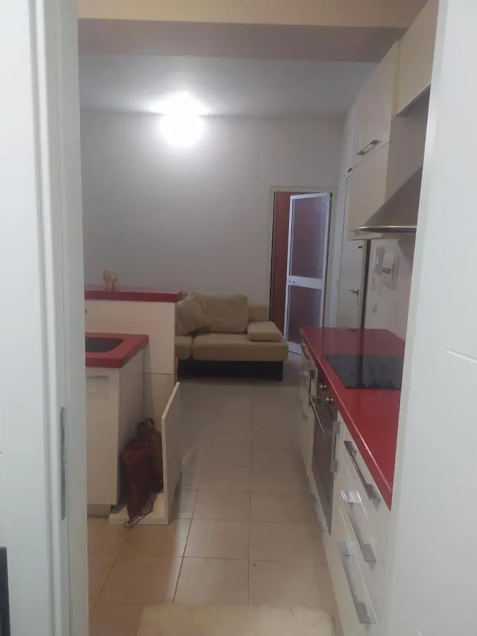 טיראנה One Apartament 0*,